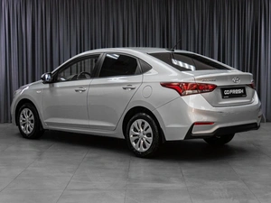 Седан Hyundai Solaris 2018 года, 1239000 рублей, Тюмень