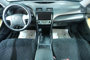 Седан Toyota Camry 2007 года, 999000 рублей, Омск