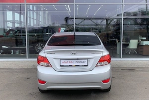 Седан Hyundai Solaris 2014 года, 975000 рублей, Солонцы