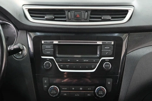 Внедорожник Nissan X-Trail 2018 года, 1799000 рублей, Омск