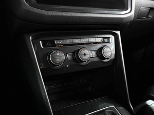 Внедорожник Volkswagen Tiguan 2018 года, 2129000 рублей, Ростов-на-Дону