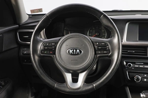 Седан Kia Optima 2017 года, 2189000 рублей, Новосибирск