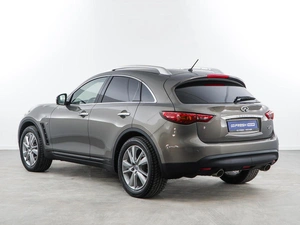 Внедорожник Infiniti QX70 2017 года, 3697055 рублей, Москва