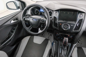 Хетчбэк Ford Focus 2012 года, 899000 рублей, Красноярск