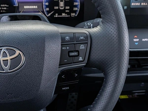 Седан Toyota Camry 2025 года, 4595000 рублей, Краснодар