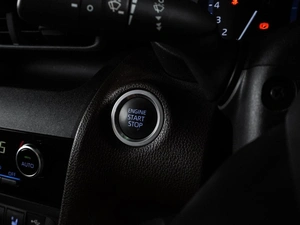 Внедорожник Toyota Yaris Cross 2020 года, 2169000 рублей, Воронеж