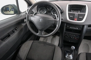 Хетчбэк Peugeot 207 2008 года, 439000 рублей, Красноярск