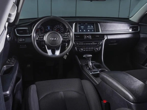 Седан Kia Optima 2018 года, 1568000 рублей, Ростов-на-Дону