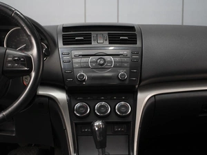 Седан Mazda 6 2011 года, 860000 рублей, Омск