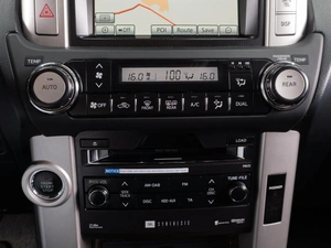 Внедорожник Toyota Land Cruiser Prado 2010 года, 2929000 рублей, Тюмень