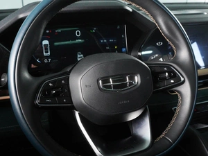 Внедорожник Geely Monjaro 2023 года, 3070000 рублей, Красный Пахарь