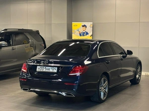Седан Mercedes-benz E-класс 2016 года, 3347000 рублей, Красноярск