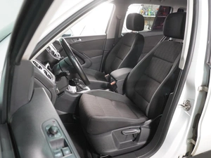 Внедорожник Volkswagen Tiguan 2016 года, 1699000 рублей, Воронеж