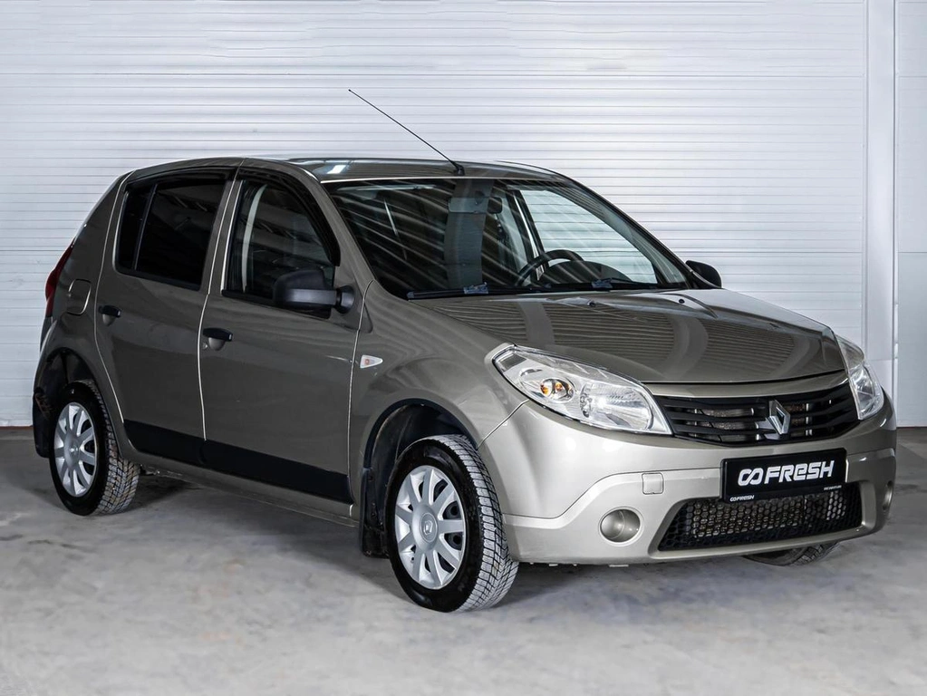 Хетчбэк Renault Sandero 2010 года, 569000 рублей, Ставрополь