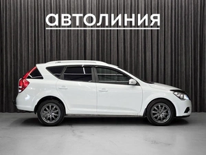 Универсал Kia Ceed 2012 года, 760000 рублей, Красноярск