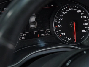 Седан Audi A6 2012 года, 2499000 рублей, Сургут