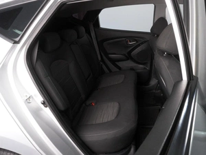 Внедорожник Hyundai ix35 2015 года, 1349000 рублей, Красный Пахарь