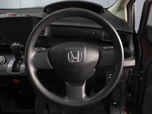 Минивэн Honda Freed 2008 года, 1010000 рублей, Омск
