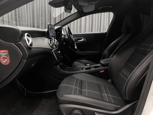 Седан Mercedes-benz CLA-класс 2015 года, 1649000 рублей, Красноярск