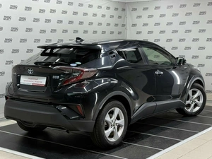 Внедорожник Toyota C-HR 2018 года, 1957000 рублей, Красноярск