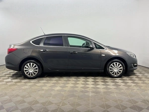 Седан Opel Astra 2013 года, 899900 рублей, Казань