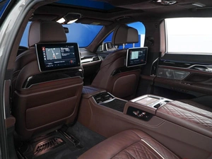 Седан BMW 7 серия 2019 года, 5888077 рублей, Москва