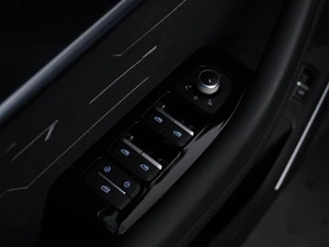 Внедорожник Geely Monjaro 2022 года, 2999999 рублей, Москва