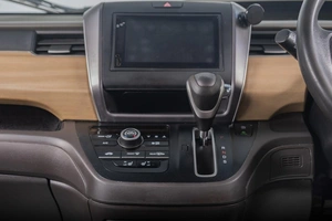 Минивэн Honda Freed 2018 года, 1499000 рублей, Томск