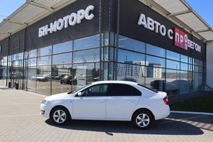 Хэтчбек Skoda Rapid 2014 года, 1180000 рублей, Мирное