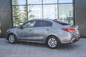 Седан Kia Rio 2017 года, 1120000 рублей, Ульяновск