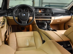 Седан BMW 5 серия 2013 года, 1549000 рублей, Воронеж