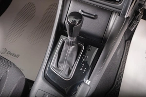 Хетчбэк Toyota Auris 2016 года, 1649000 рублей, Томск