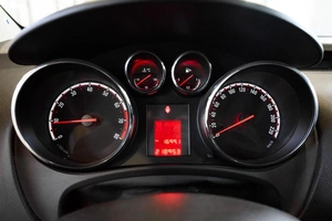 Минивэн Opel Meriva 2012 года, 490000 рублей, Ульяновск