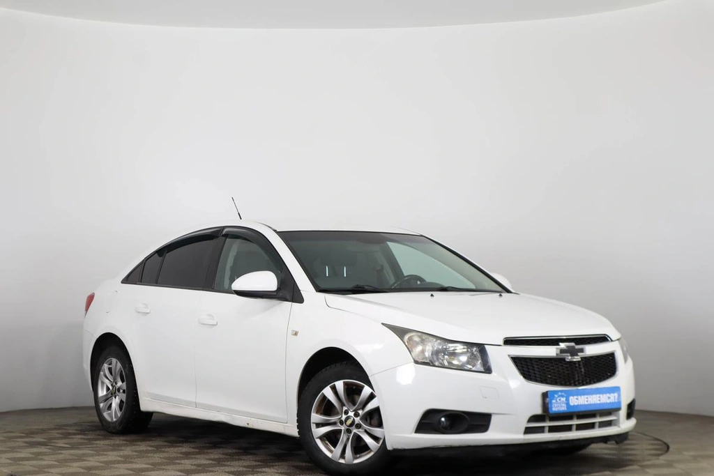 Седан Chevrolet Cruze 2010 года, 569000 рублей, Пермь