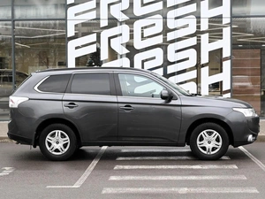 Внедорожник Mitsubishi Outlander 2012 года, 1199000 рублей, Волгоград