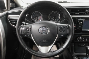 Седан Toyota Corolla 2013 года, 1399000 рублей, Новокузнецк