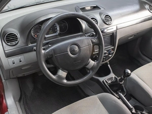 Хетчбэк Chevrolet Lacetti 2011 года, 460000 рублей, Омск