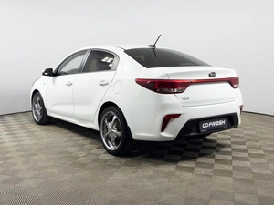 Седан Kia Rio 2018 года, 1378200 рублей, Казань