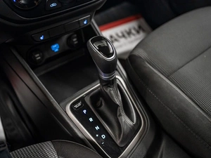 Седан Hyundai Solaris 2019 года, 1349000 рублей, Красноярск