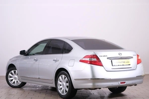 Седан Nissan Teana 2010 года, 1379000 рублей, Омск