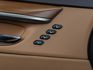 Седан Lexus ES 2017 года, 2550000 рублей, Тюмень