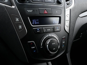 Внедорожник Hyundai Santa Fe 2018 года, 2474000 рублей, Волгоград