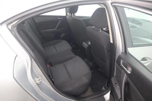 Седан Mazda 3 2010 года, 810000 рублей, Орёл