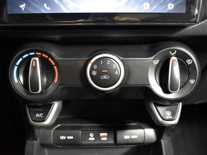 Седан Kia Rio 2017 года, 1235000 рублей, Казань