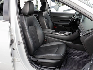 Седан Hyundai Sonata 2023 года, 2940000 рублей, Краснодар