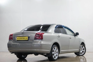 Седан Toyota Avensis 2004 года, 699000 рублей, Новокузнецк