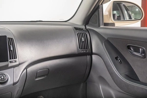 Седан Hyundai Elantra 2008 года, 809000 рублей, Томск