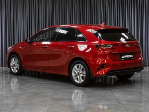 Хетчбэк Kia Ceed 2018 года, 1909000 рублей, Тюмень