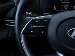 Седан Hyundai Elantra 2023 года, 2070000 рублей, Краснодар