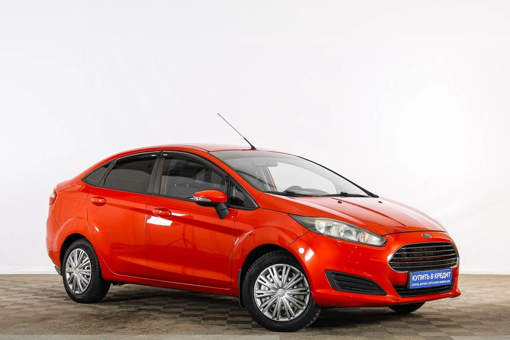Седан Ford Fiesta 2015 года, 819000 рублей, Тюмень